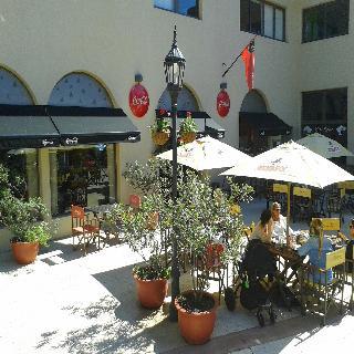 Plaza Canning Hotel